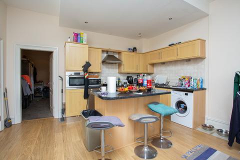 2 bedroom apartment for sale, West Cliff, Preston, Lancashire