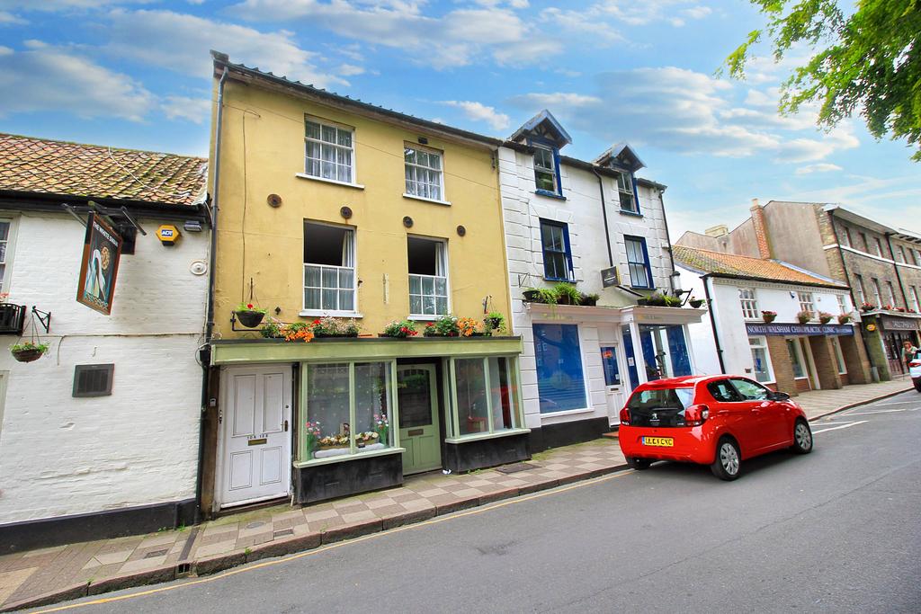 Church Street, North Walsham NR28 2 bed to rent £850 pcm