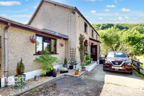 2 bedroom cottage for sale, Cwmffrwdoer, Pontypool