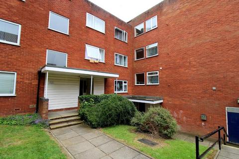 3 bedroom apartment for sale, Arden Place, High Town, Luton, Bedfordshire, LU2 7YE