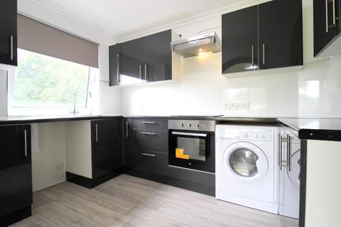 3 bedroom apartment for sale, Arden Place, High Town, Luton, Bedfordshire, LU2 7YE