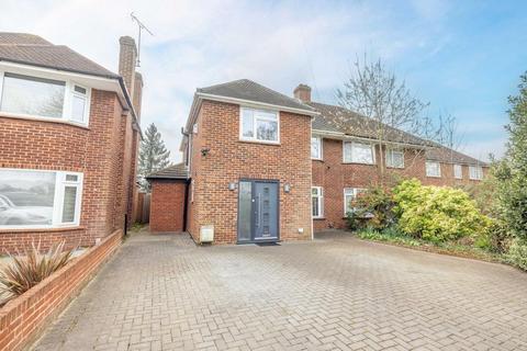 4 bedroom semi-detached house for sale, London Road, Langley, SL3 7HT