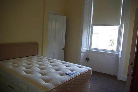 2 bedroom flat to rent, Montgomery Street, Edinburgh, EH7 5JX