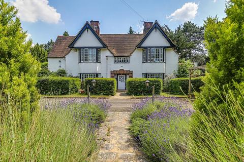 5 bedroom detached house for sale, Arkwright Road, Sanderstead, Surrey, CR2 0LD