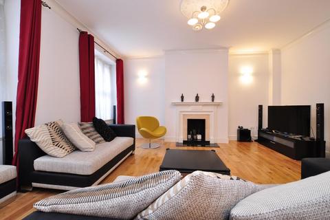 3 bedroom flat to rent, Eyre Court, Finchley Road, St. Johns Wood, London, NW8