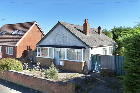 3 bedroom bungalow for sale, Arrowe Avenue, Moreton, Wirral, CH46