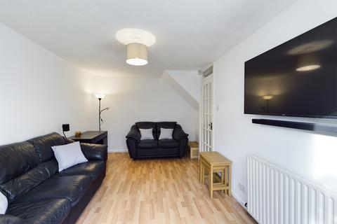 2 bedroom semi-detached house to rent, Rosebank Gardens, Leeds, LS3 1EZ