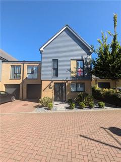4 bedroom semi-detached house for sale, Westerly Way, St. Marys Island, Chatham