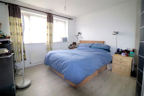 2 Silver Spring Close, Erith, DA8 1EQ