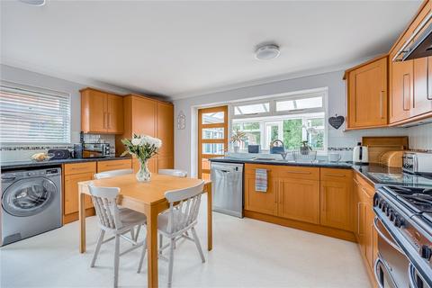 4 bedroom semi-detached house for sale, Monmouth Close, Toddington, Bedfordshire, LU5