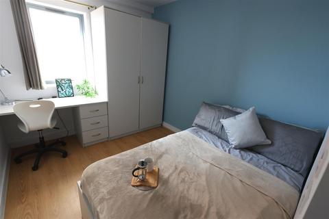 1 bedroom in a flat share to rent, Chatham Place, Liverpool L7