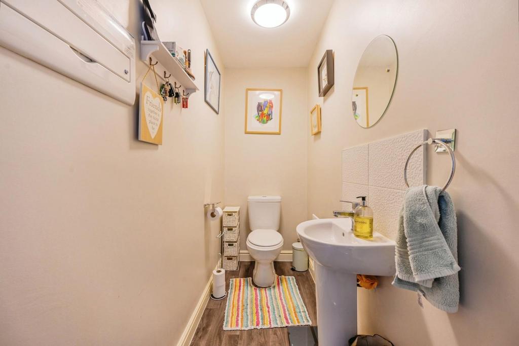 1buckleycroft4of23.jpg
