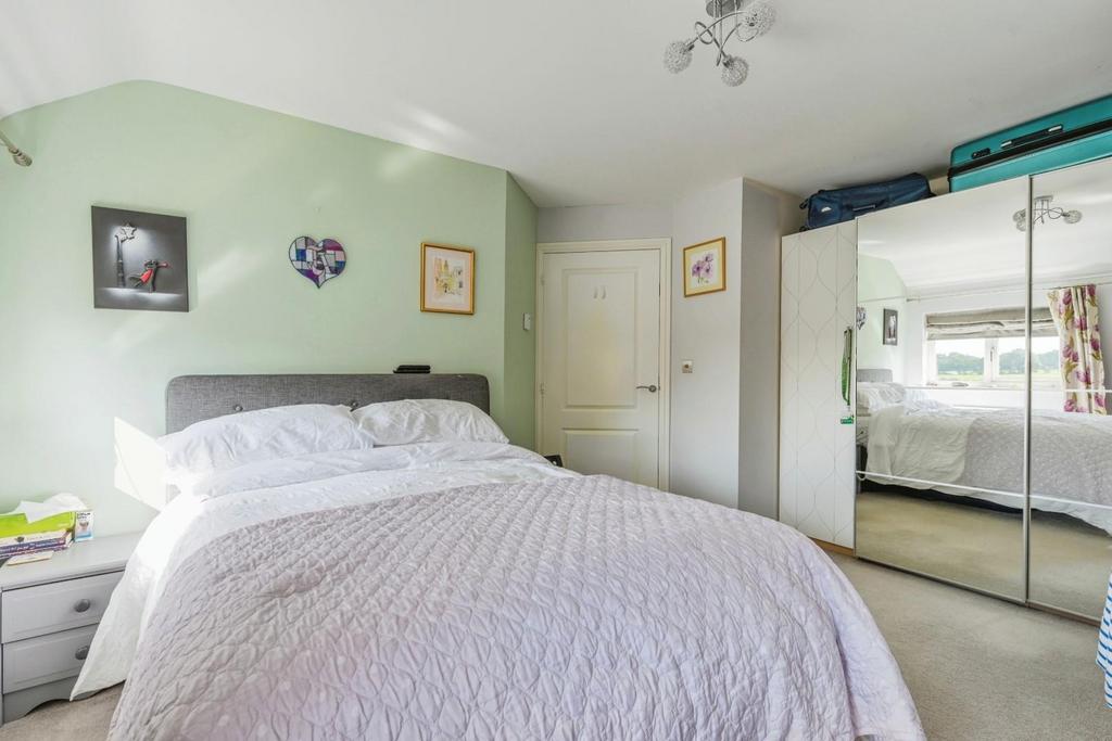 1buckleycroft10of23.jpg
