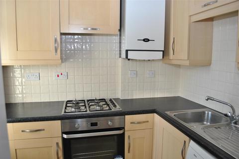 2 bedroom flat for sale, Lower King Street, Royston