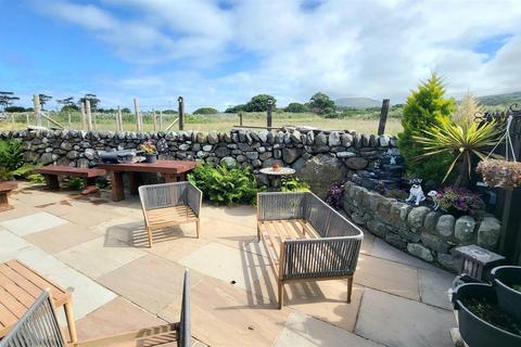 2 bedroom house for sale, Sea Nympf, Talybont