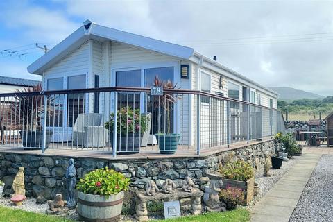 2 bedroom house for sale, Sea Nympf, Talybont