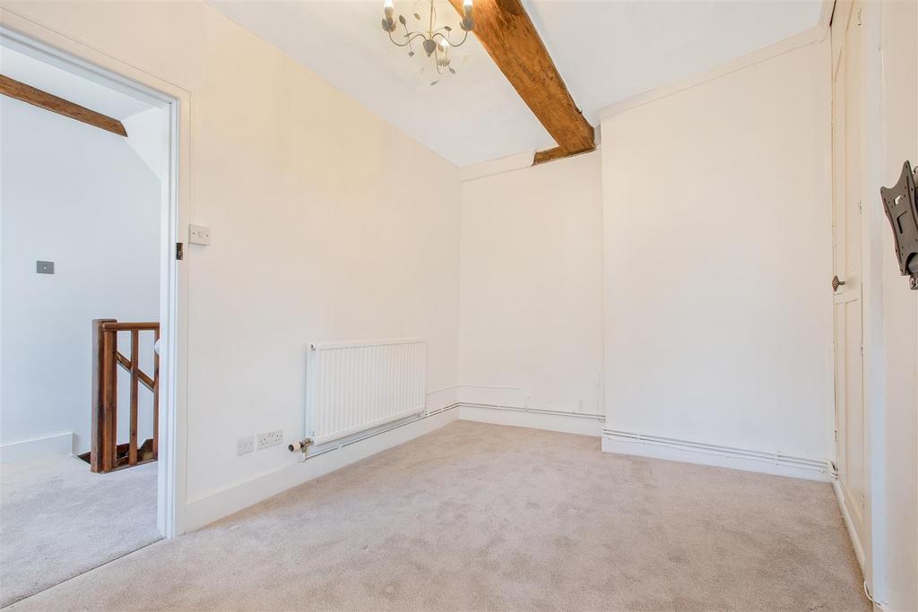 BEDROOM.jpg