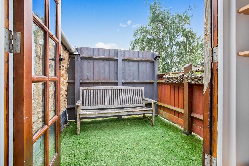 ROOF TERRACE.jpg