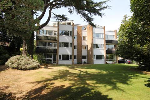 2 bedroom apartment to rent, Fairlawn, Oathall Road, Haywards Heath