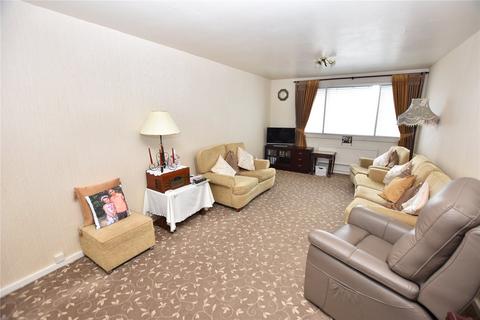 4 bedroom terraced house for sale, Hebden Green, Whinmoor, Leeds