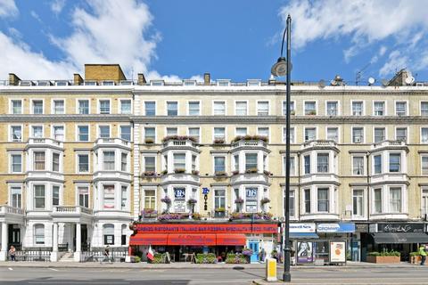 3 bedroom flat to rent, Cromwell Road, SW7