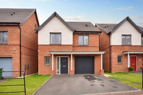 4 bedroom detached house for sale, St. Johns View, Wakefield, West Yorkshire