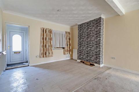 3 bedroom end of terrace house for sale, Norman Crescent, New Rossington DN11