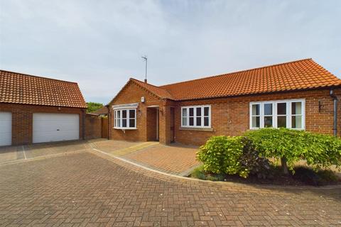 3 bedroom detached bungalow for sale, Pearson Close, Flamborough