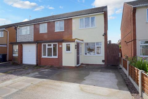 4 bedroom semi-detached house for sale, Riverdale Road, Monkmoor, Shrewsbury