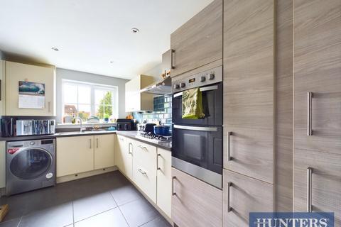3 bedroom semi-detached house for sale, Mulberry Avenue, Beverley, HU17 7SS