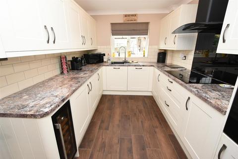 4 bedroom house for sale, Canvey Island SS8