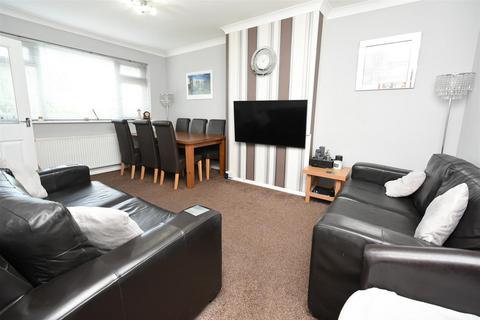 36c Brook Road, Benfleet, SS7 5JA