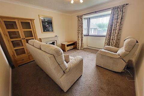 2 bedroom detached bungalow for sale, Westfield Close, Milford Haven