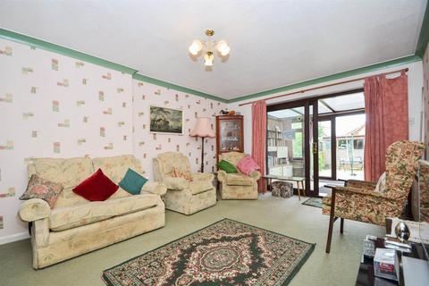 3 bedroom terraced bungalow for sale, Bell Gardens, Haddenham CB6