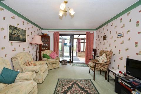 3 bedroom terraced bungalow for sale, Bell Gardens, Haddenham CB6