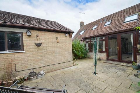 3 bedroom terraced bungalow for sale, Bell Gardens, Haddenham CB6