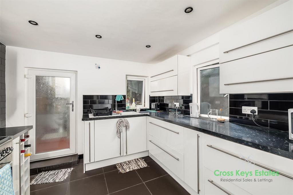 Fitted Kitchen