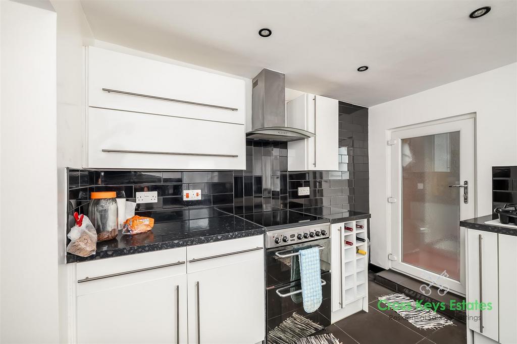 Fitted Kitchen