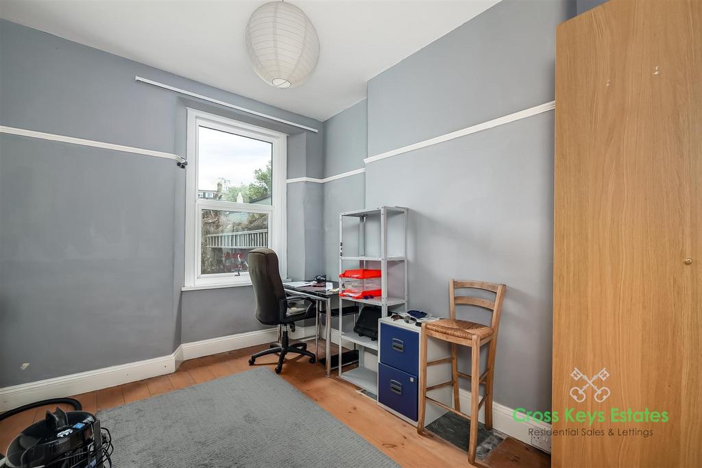Dining Room/Bedroom 4