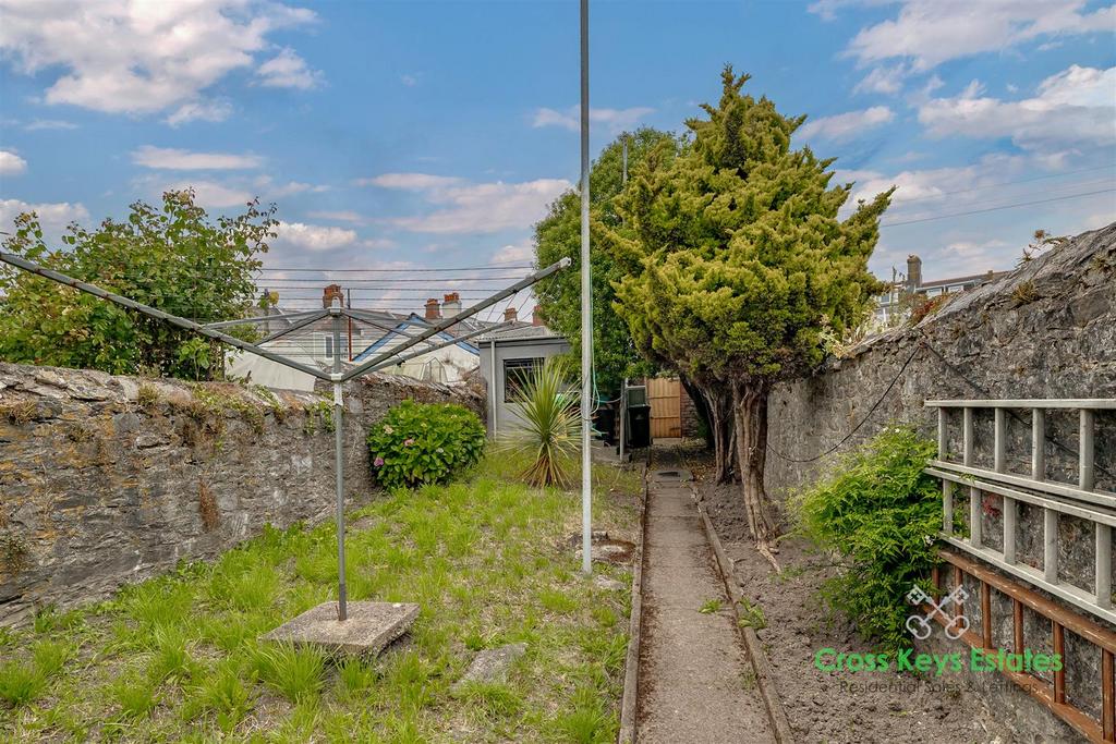 Garden &amp; Garage