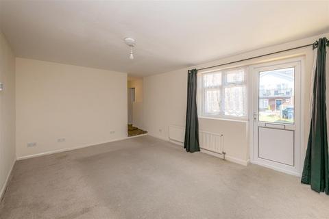 2 bedroom apartment to rent, 33 Marlow Road, High Wycombe HP11