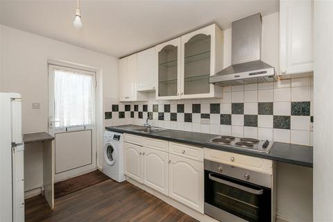 2 bedroom apartment to rent, 33 Marlow Road, High Wycombe HP11