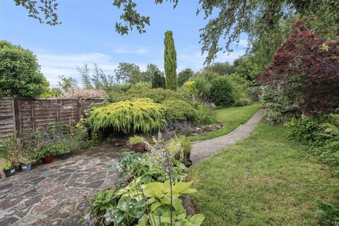 2 bedroom detached bungalow for sale, London Road, Hailsham