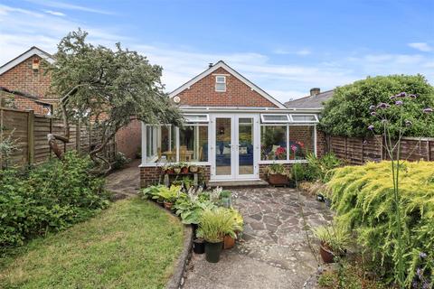 2 bedroom detached bungalow for sale, London Road, Hailsham