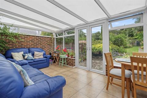 2 bedroom detached bungalow for sale, London Road, Hailsham