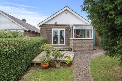 2 bedroom detached bungalow for sale, London Road, Hailsham