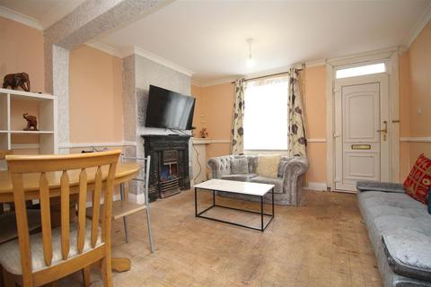 2 bedroom end of terrace house for sale, Whalley Street, Peterborough