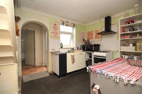 2 bedroom end of terrace house for sale, Whalley Street, Peterborough