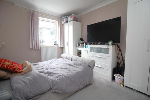 2 bedroom end of terrace house for sale, Whalley Street, Peterborough