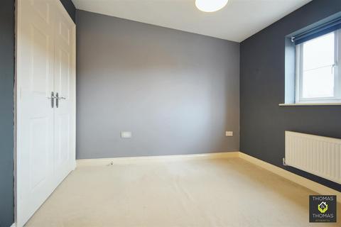 2 bedroom end of terrace house for sale, Portreath Way Kingsway